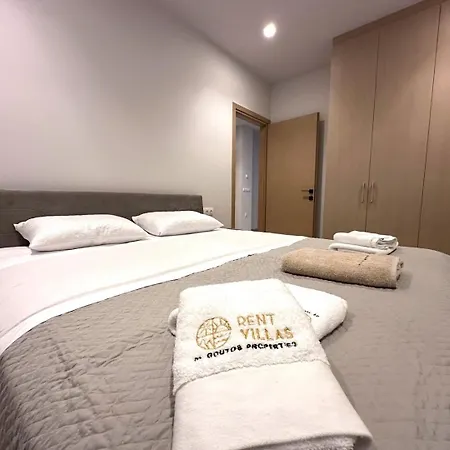Rvg Penthouse With Pool In Apartment Porto Heli