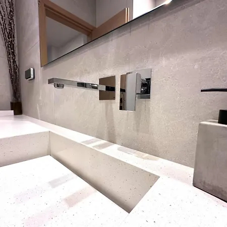 Rvg Penthouse With Pool In *