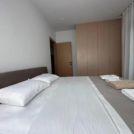 Rvg Penthouse With Pool In *