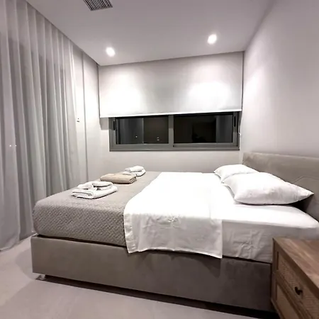 Rvg Penthouse With Pool In *