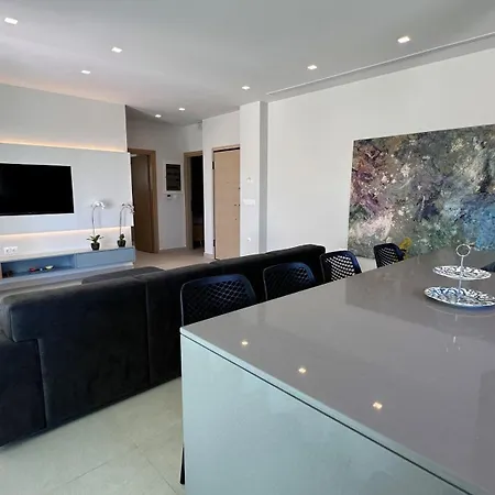 Apartment Rvg Penthouse With Pool In *